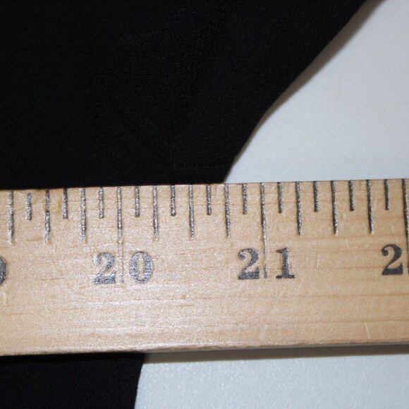 Chicos Dress Sz 0 Black Crepe Pockets Polyester Midi Dress - Picture 12 of 13